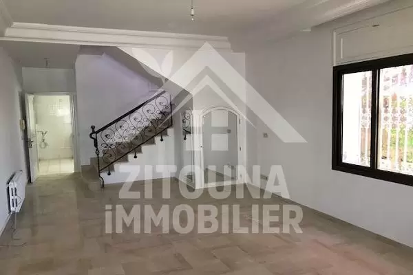 A vendre deux villas jumelées au Lac 1