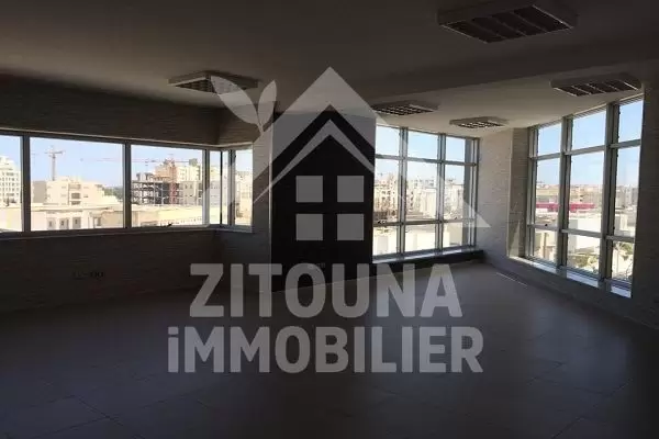 A vendre un bureau très bien placé