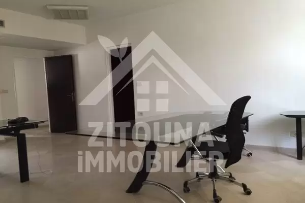 A vendre un bureau très bien placé