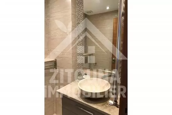 A loue un bel appartement dans une résidence gardée à la Marsa Corniche