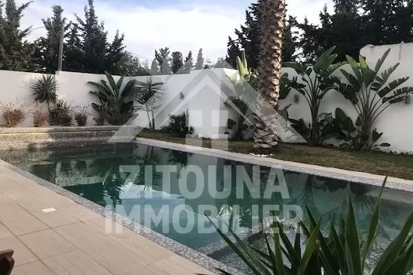 A vendre une villa de charme à la Soukra