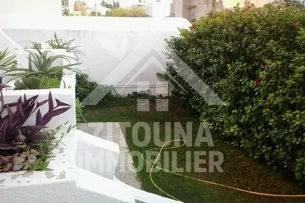 A louer un rez de chaussée de villa à la Marsa Ville