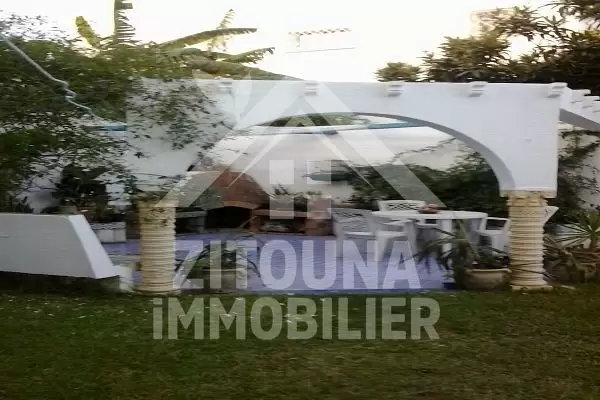 A louer un rez de chaussée de villa à la Marsa Ville