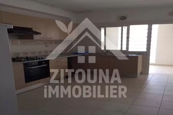A louer un bel appartement meublé à Ain Zaghouen Nord