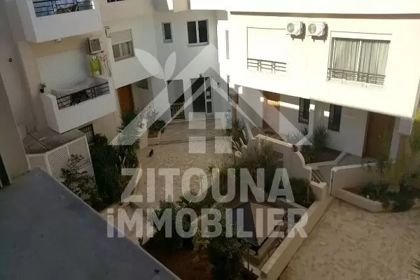A louer un bel appartement dans une résidence gardée