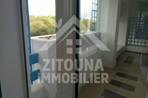 Vous cherchez une maison à l'achat à proximité de tous les services ? Agence Zitouna Immobiliers vous propose une belle occasion pour ceux qui veulent vivre dans un cadre de haut standing aux normes