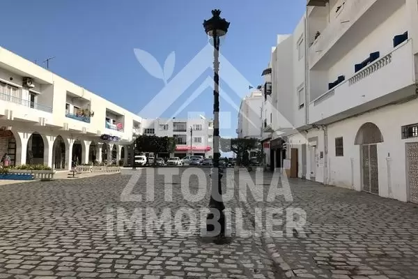 A louer un local commercial pour usage bureautique à la Marsa ville