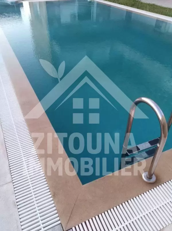 A vendre une belle villa jamais habitée à la Soukra