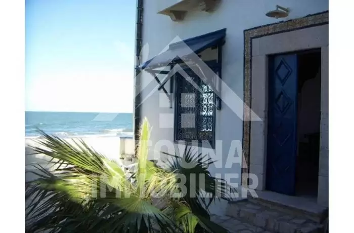 A louer un appartement pieds dans l'eau Meublé(e)