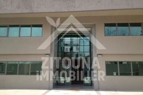 A louer des bureaux à Charguia 2