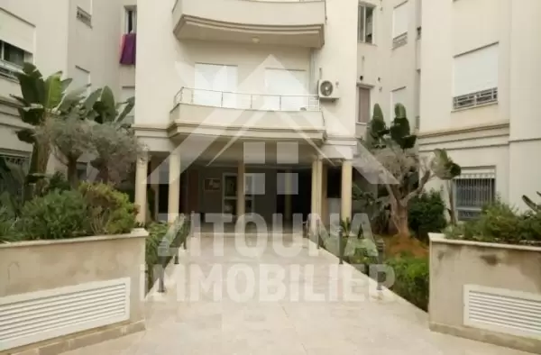 A louer un appartement dans une residence bien gardée au Jardin du Carthage