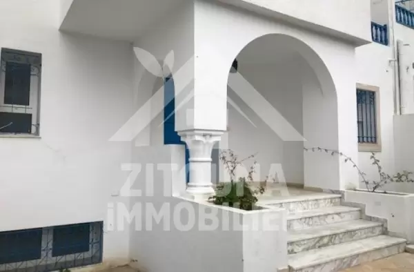 A louer un beau duplex à Gammarth Tulip