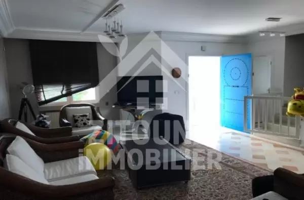 A louer un beau duplex à Gammarth Tulip