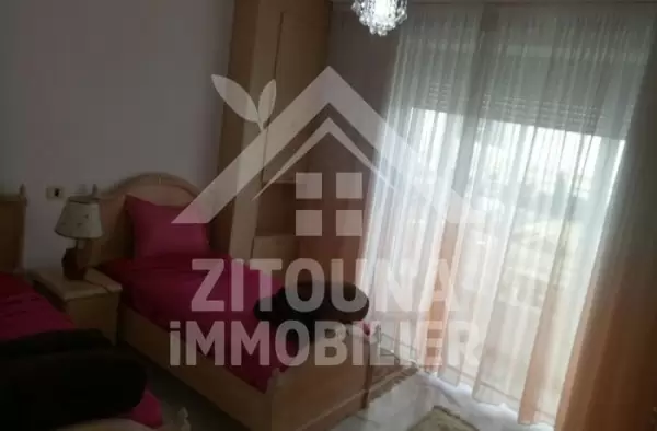 A louer une villa de luxe aux berges du lac