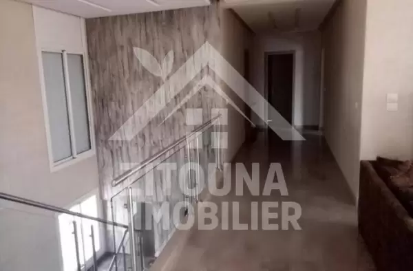 A vendre une villa de prestige au route de Gammarth