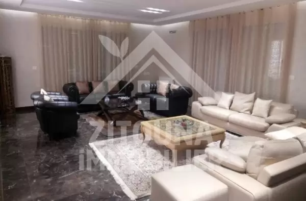 A vendre une villa de prestige au route de Gammarth