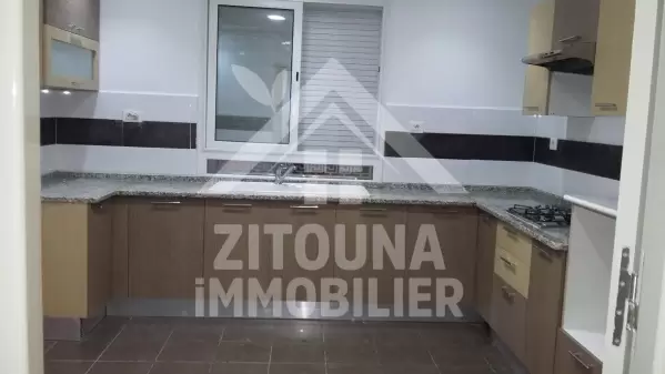 A louer un appartement à l\'aouina