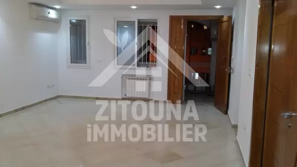 A louer un appartement à l\'aouina