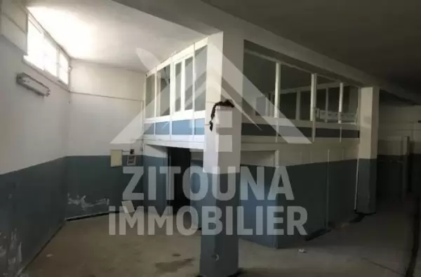 A louer un dépôt à la Soukra