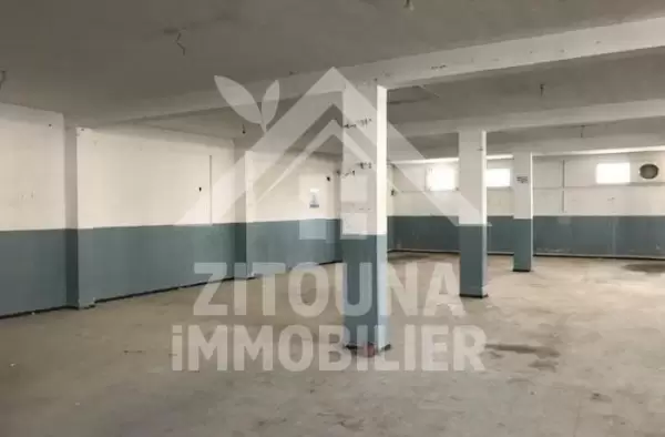 A louer un dépôt à la Soukra
