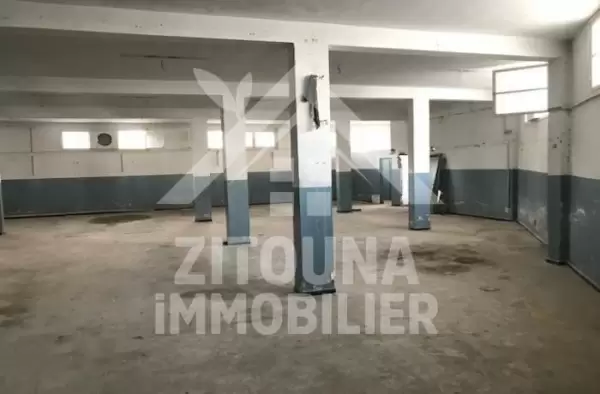 A louer un dépôt à la Soukra