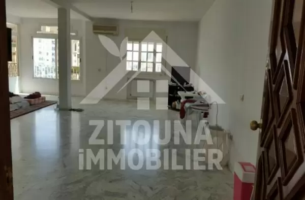 A louer un appartement meublé à la Soukra