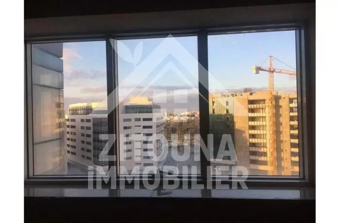 A louer deux bureaux au lac 2