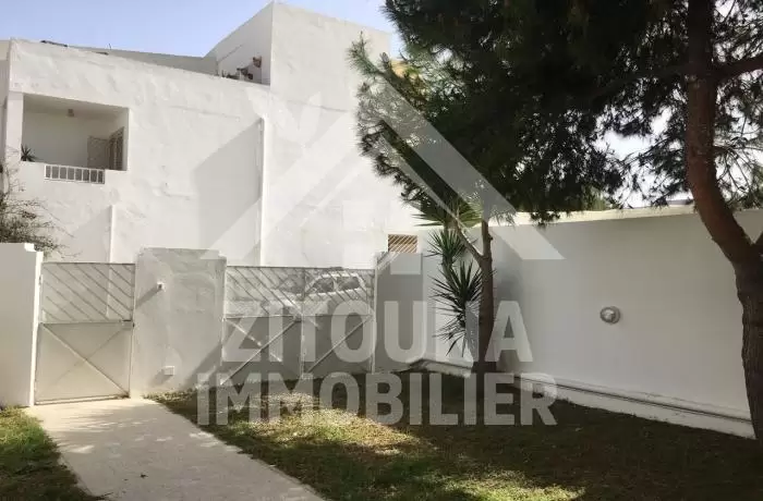 A louer un beau duplex à cité khalil