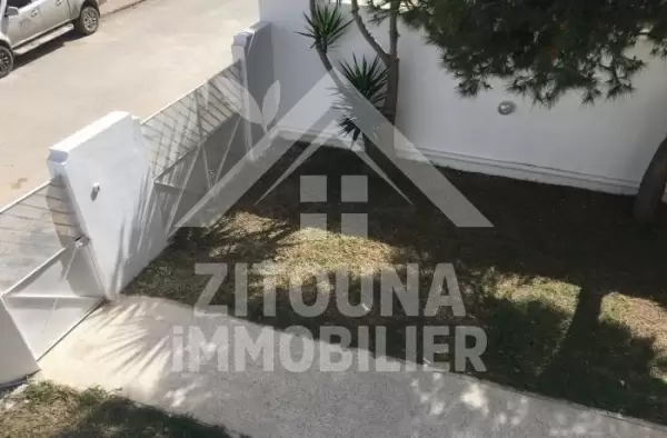 A louer un beau duplex à cité khalil