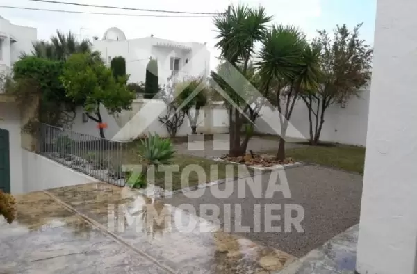 A louer une belle villa à Gammarth