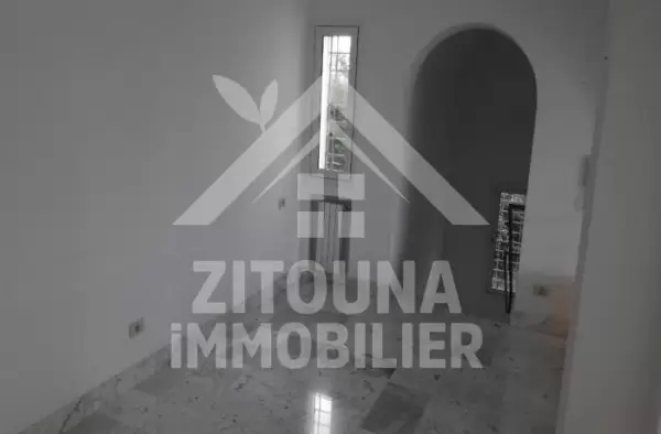 A louer une belle villa à Gammarth