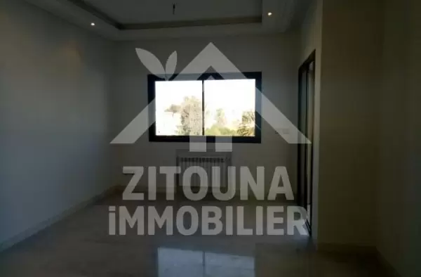 A louer un bel appartement de haut standing dans une résidence bien gardée