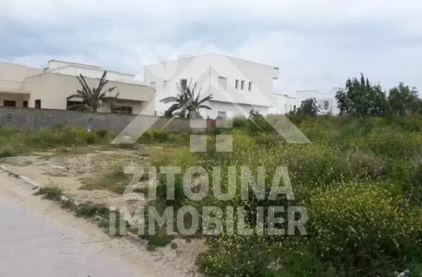 Une opportunité d'investissement pour un terrain à vendre à la Marsa dans un quartier résidentiel