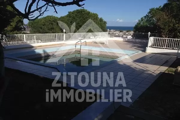 Magnifique villa pied dans l'eau