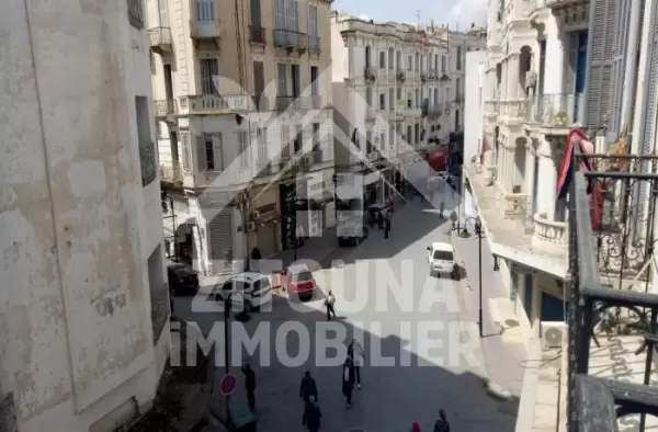 A vendre Un spacieux appartement au cœur du centre ville