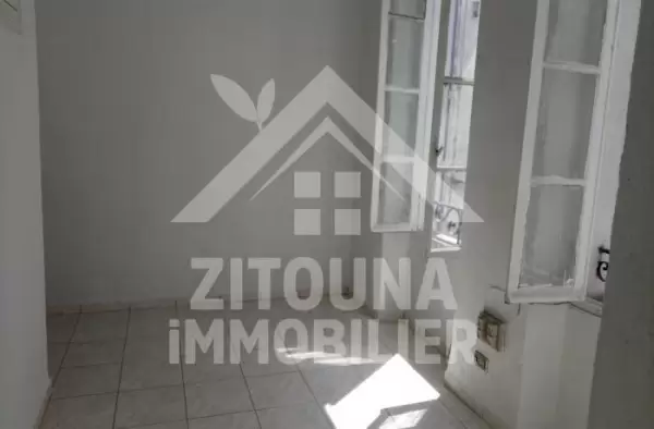 A vendre Un spacieux appartement au cœur du centre ville