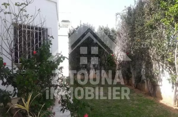 A louer un rez de chaussée de villa à la Marsa