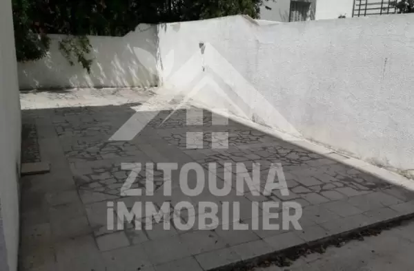 Studio meublé à louer à La Marsa