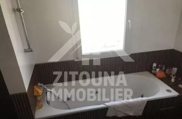 A louer un duplex de très haut standing à Sidi Daoued