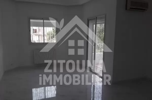 A louer un étage de villa à la Marsa