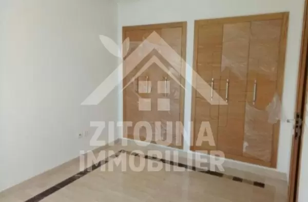 A vendre un duplex avec jardin à Ain Zaghouan Nord