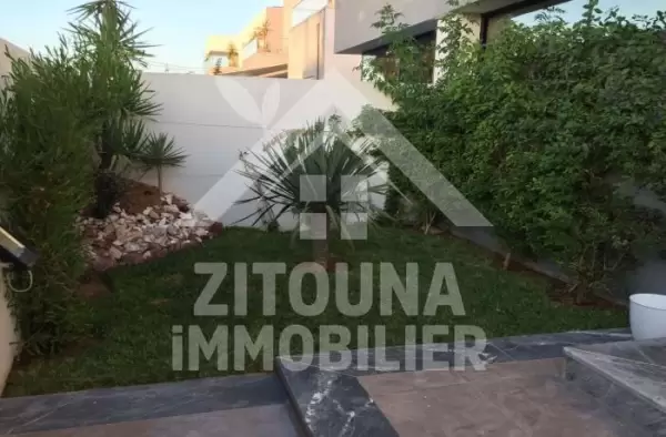 A vendre une belle villa à la Soukra