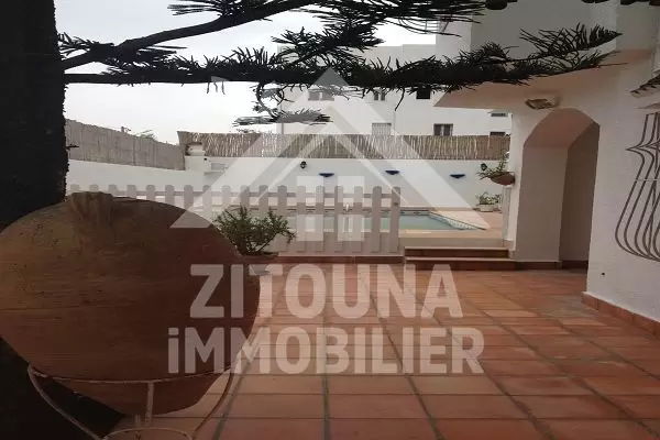 A vendre cette somptueuse villa à la Marsa