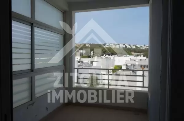 A vendre un appartement de haute standing dans une residence bien gardée à la Marsa