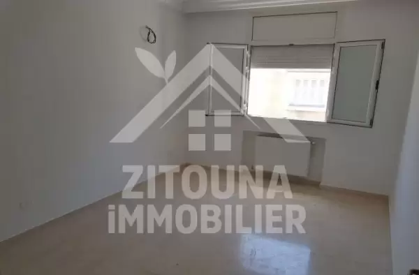 A louer un appartement à la Marsa Tabek