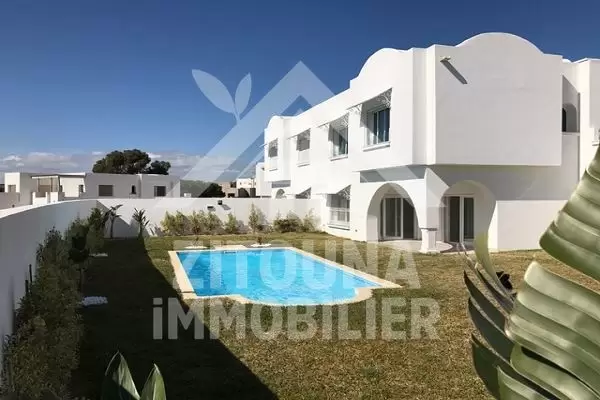 A louer une belle villa à Gammarth Marina