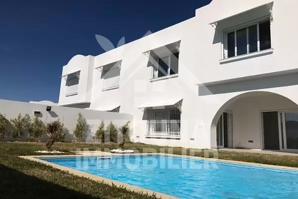 A louer une belle villa à Gammarth Marina