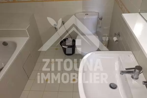 Bel appartement meublé à louer
