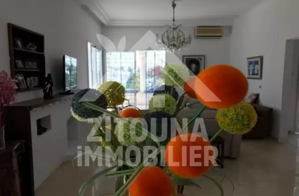 A louer belle villa totalement rénovée à Sidi Bousaid