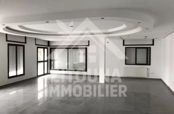 A louer un local commercial au Omrane